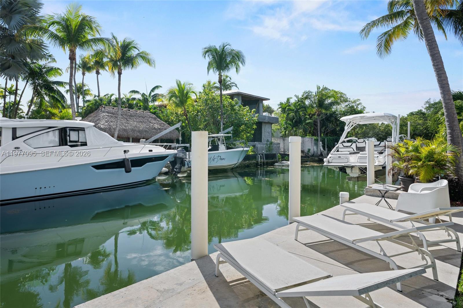 ADEMAR PARK AMD PL - Residential