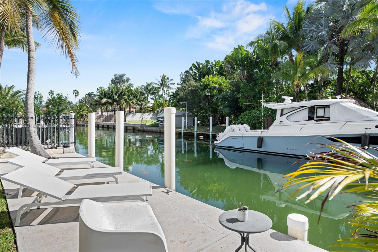 ADEMAR PARK AMD PL - Residential