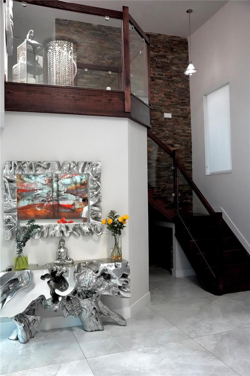 LAKES ON THE GREEN REPLAT - Residential Lease