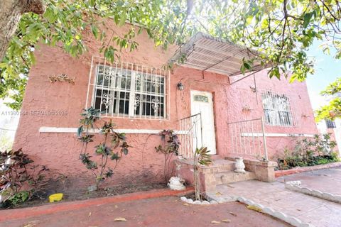 320 NE 55th St Miami FL 33137