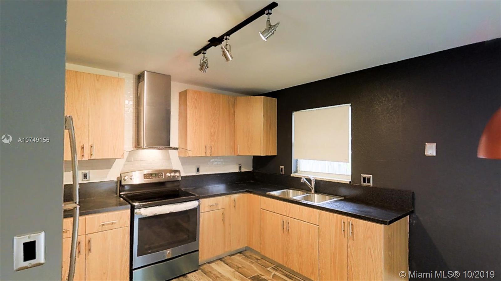 WEST CARVER RANCHES ADD N - Residential Lease