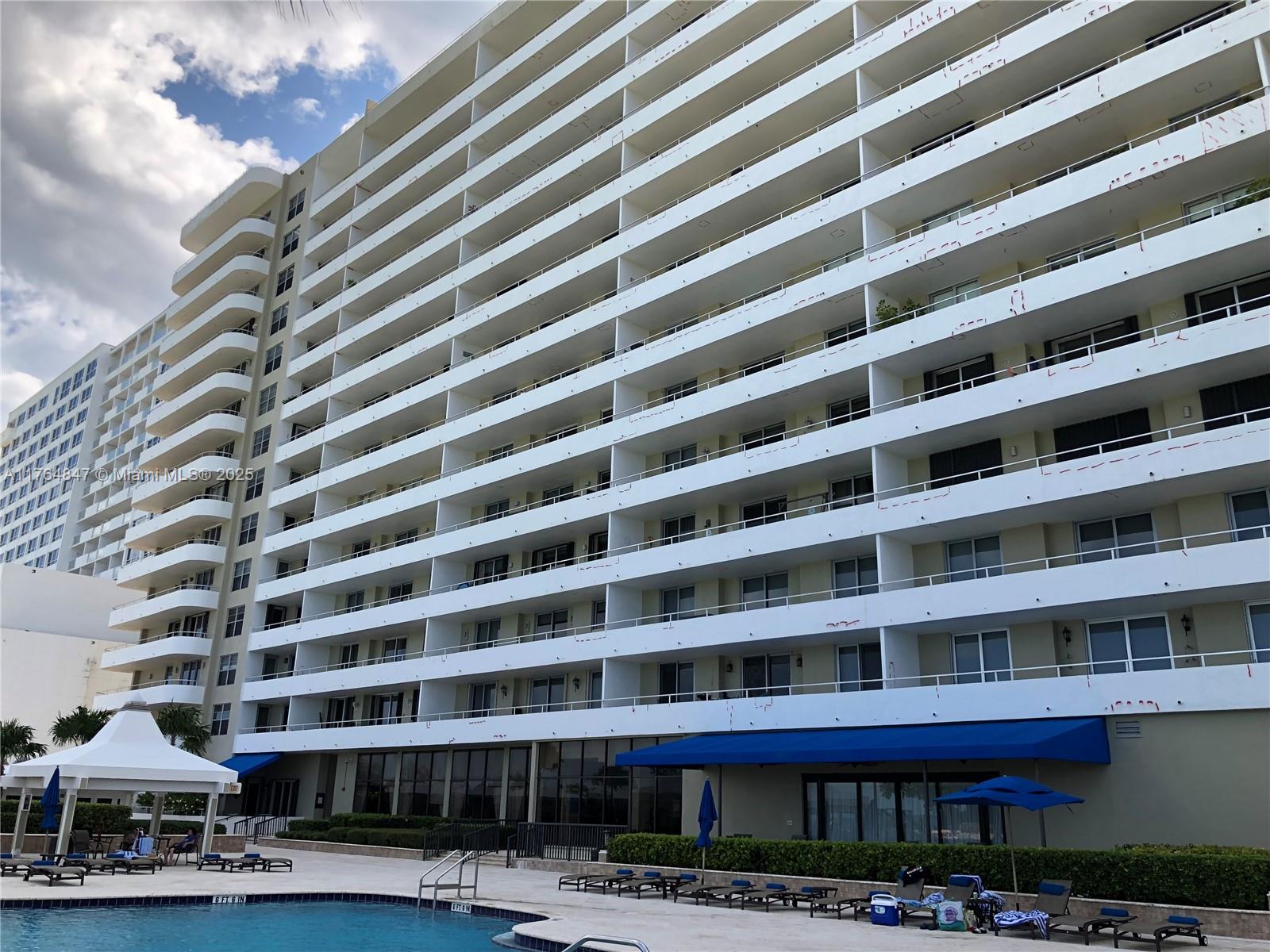OCEANSIDE PLAZA CONDO - Residential