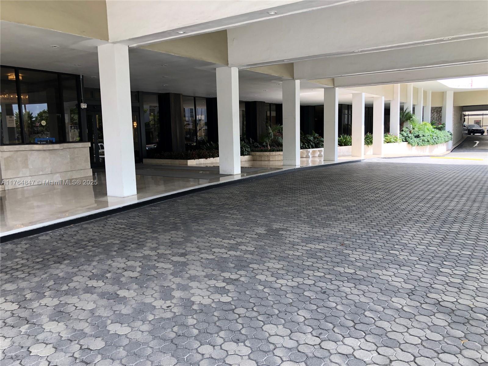 OCEANSIDE PLAZA CONDO - Residential