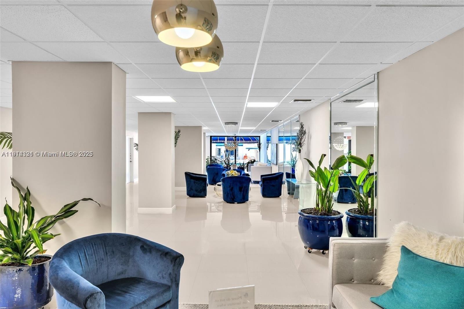 ALLINGTON TOWERS CONDO - Residential Lease