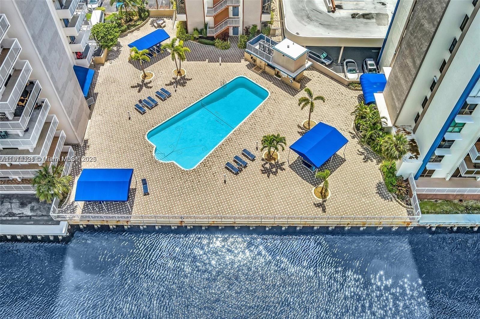 ALLINGTON TOWERS CONDO - Residential Lease