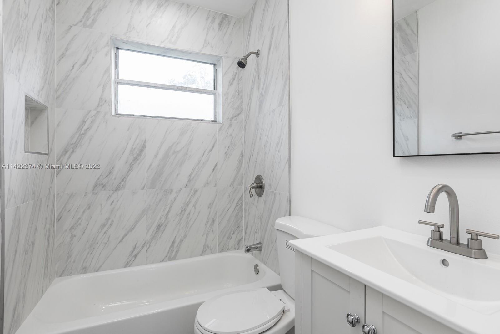 CARTERS ADDN TO C GR - Residential Lease