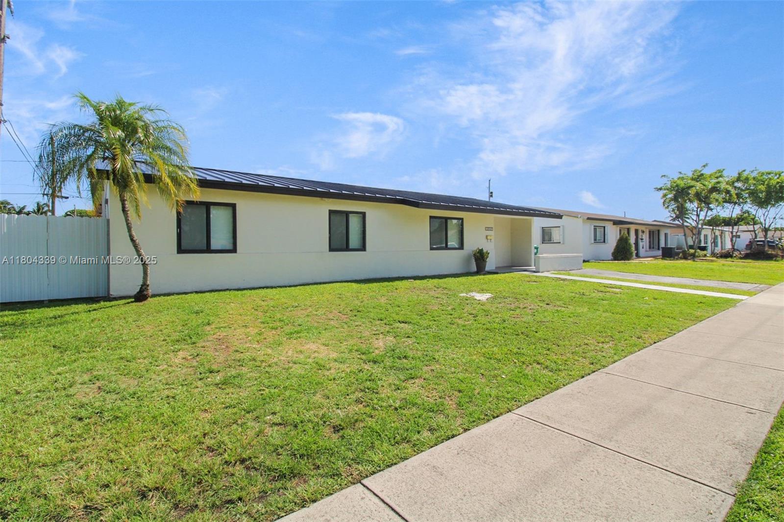 Rental Property at 12512 Sw 26th St 12512, Miami, Broward County, Florida - Bedrooms: 3 
Bathrooms: 2  - $3,800 MO.