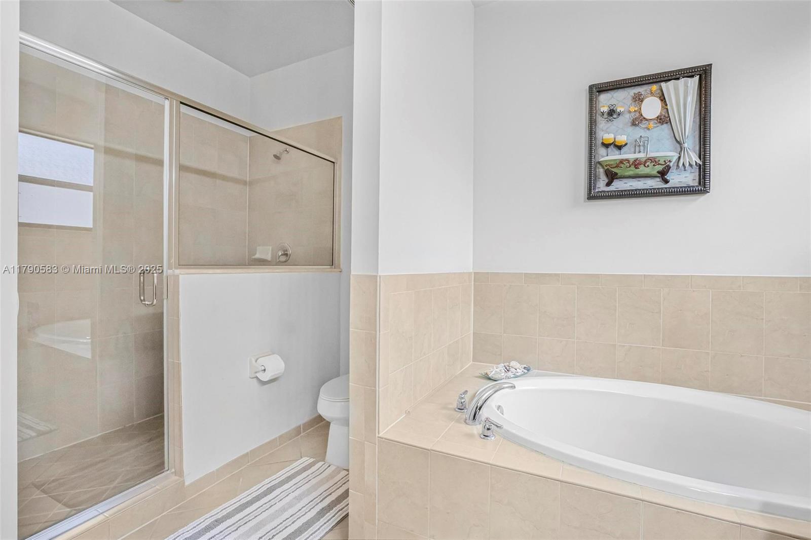 BAYWINDS OF FLORES - Residential