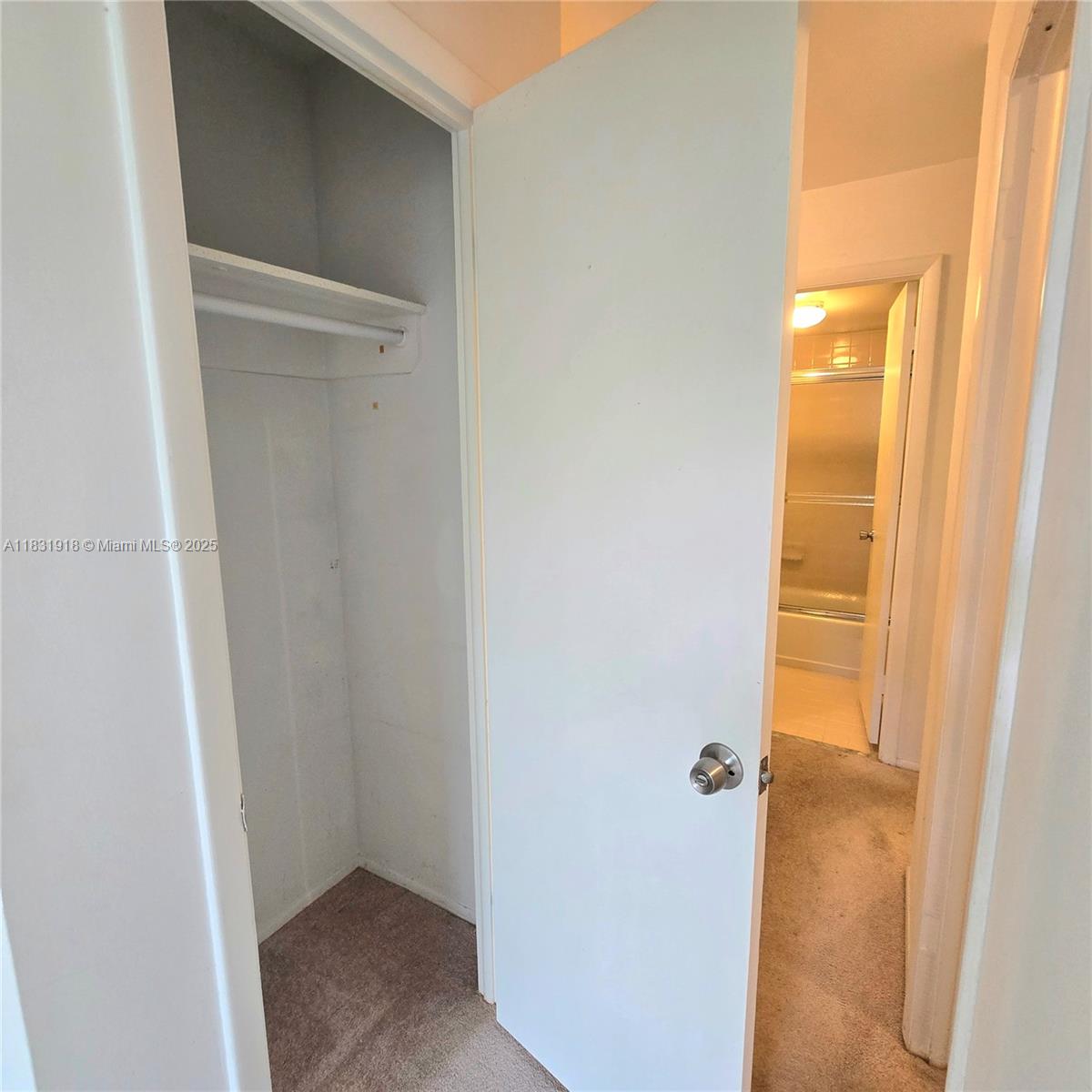 ISLAND TERRACE CONDO - Residential