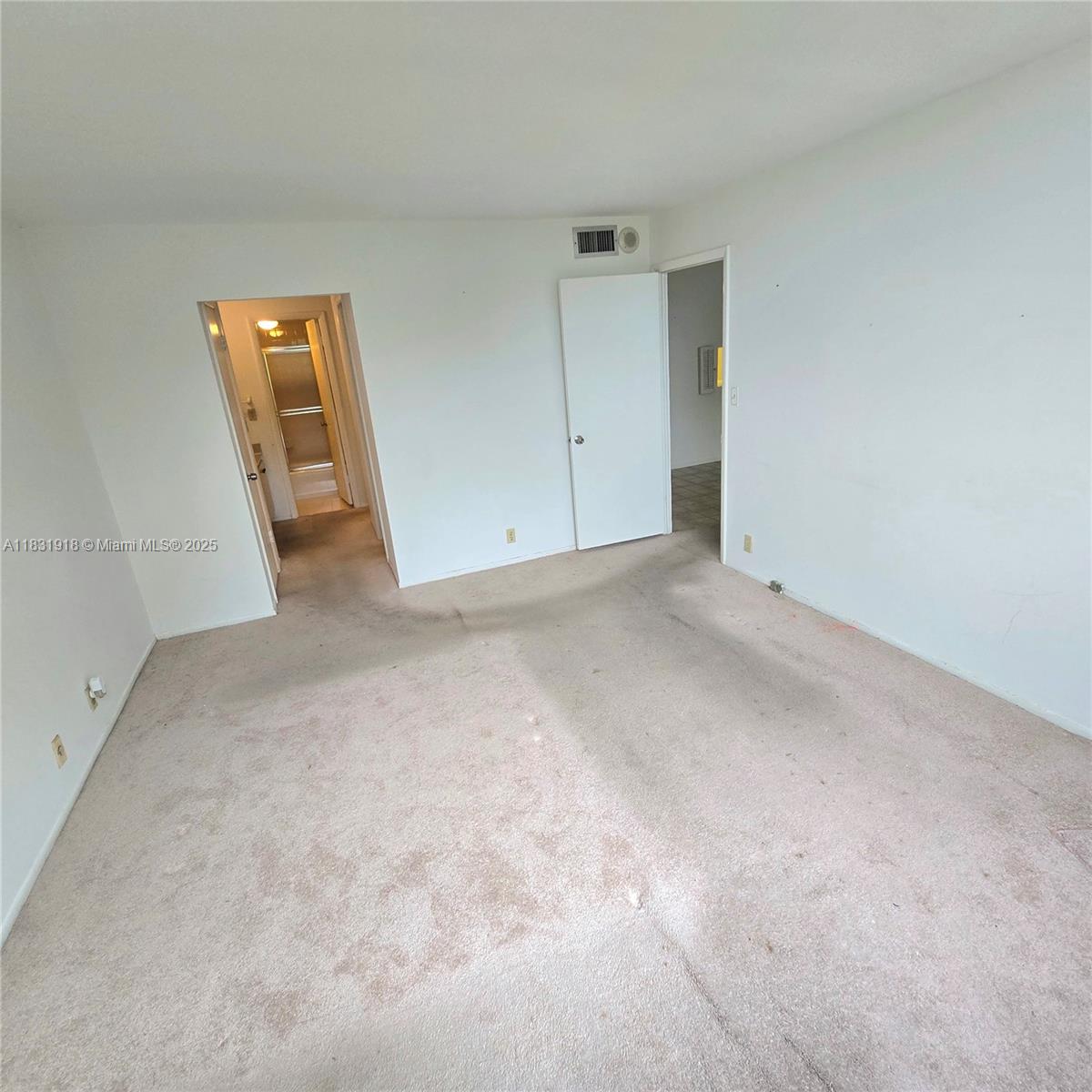 ISLAND TERRACE CONDO - Residential