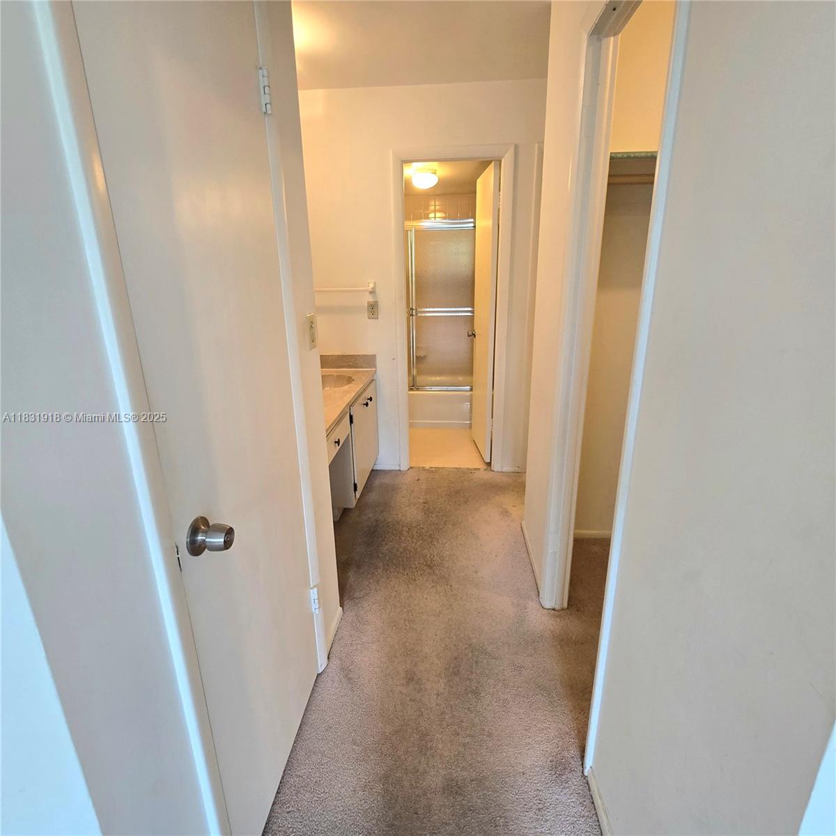 ISLAND TERRACE CONDO - Residential