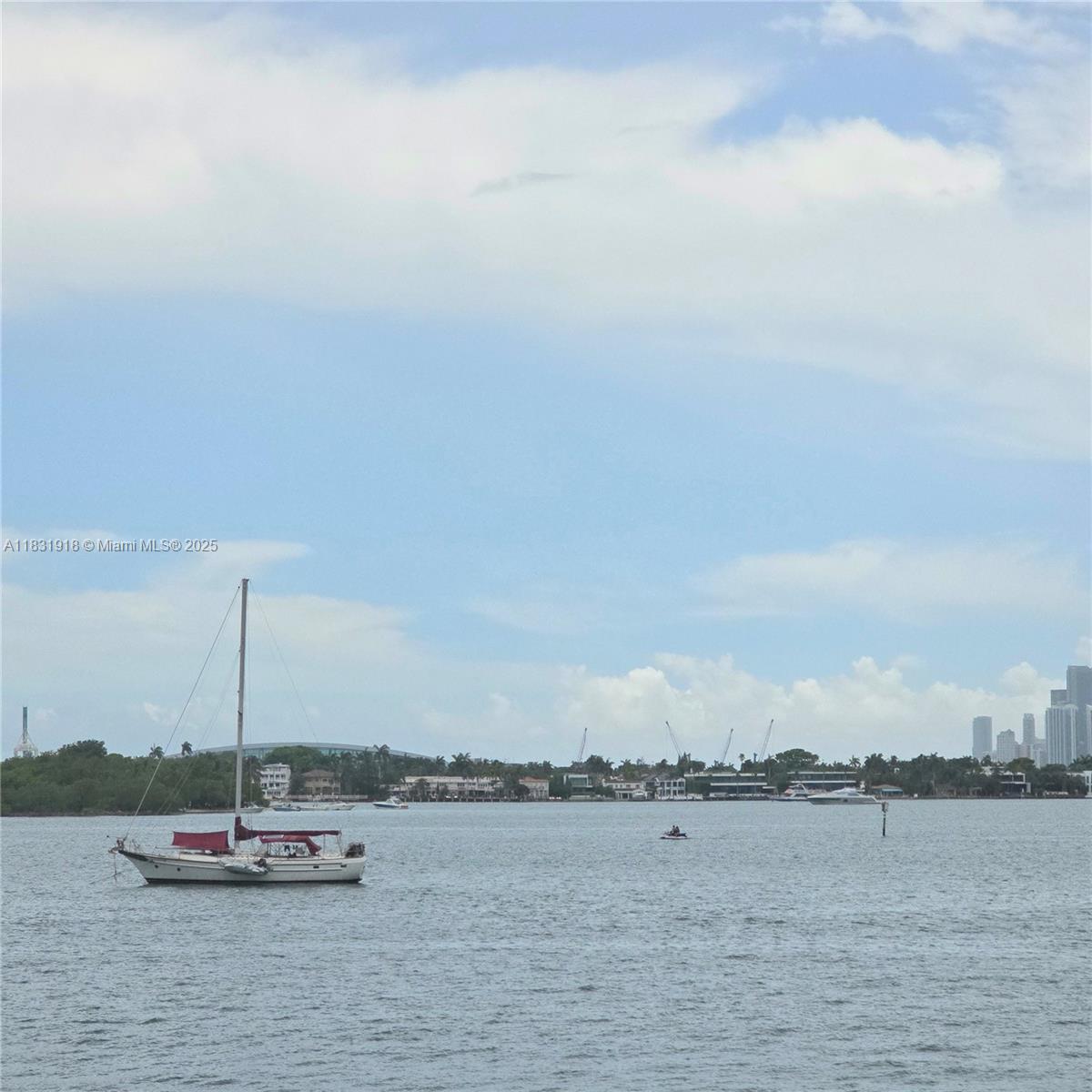 ISLAND TERRACE CONDO - Residential