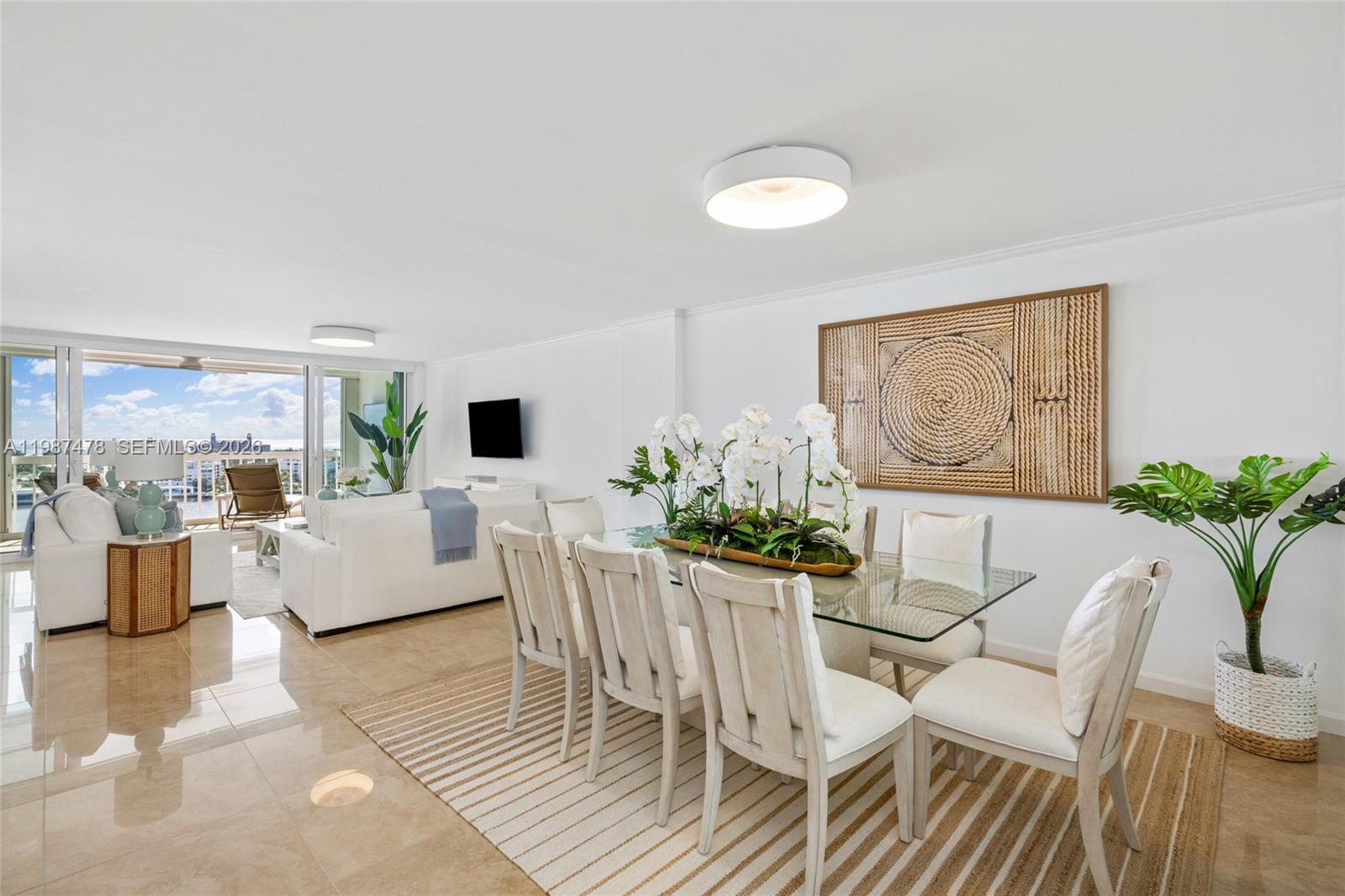 400 N Flagler Dr 2004