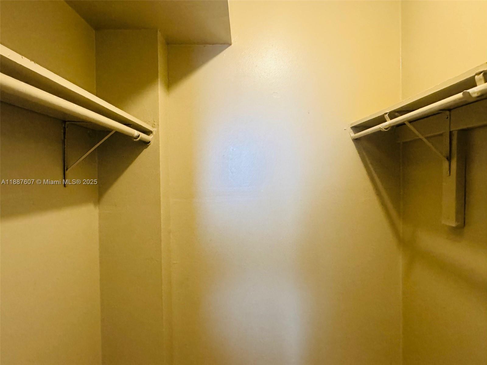 KEYSTONE TOWERS CONDO - Residential Lease
