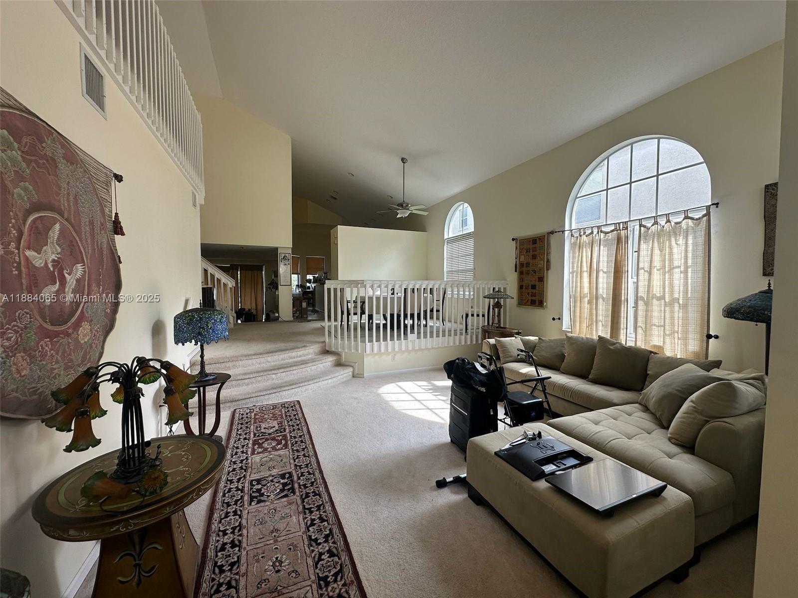2470 Westmont Ln