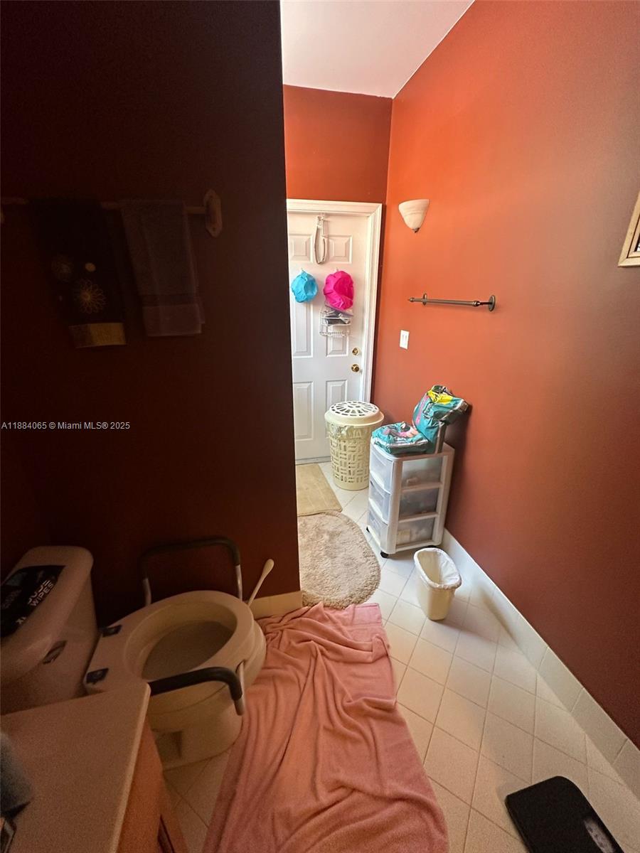 MADISON GREEN 1 PARS F, G - Residential