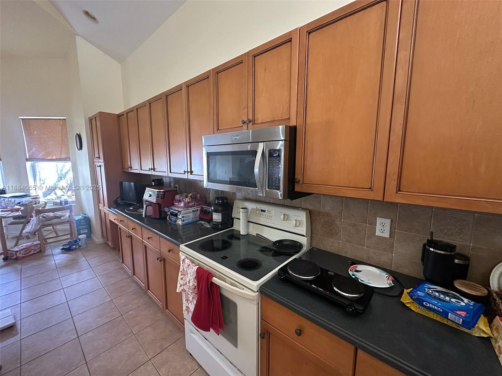 MADISON GREEN 1 PARS F, G - Residential