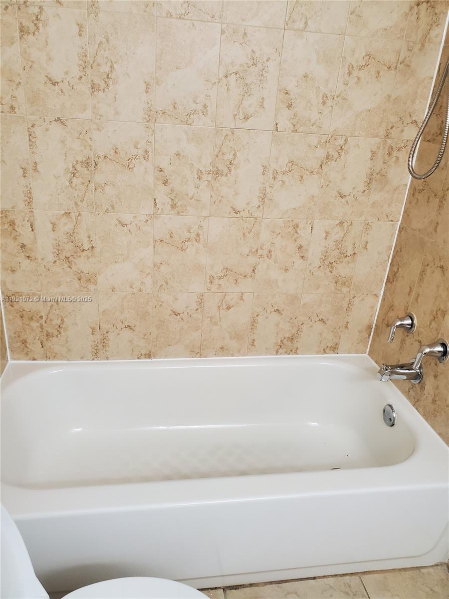 MOFFETT PLACE CONDO - Residential Lease