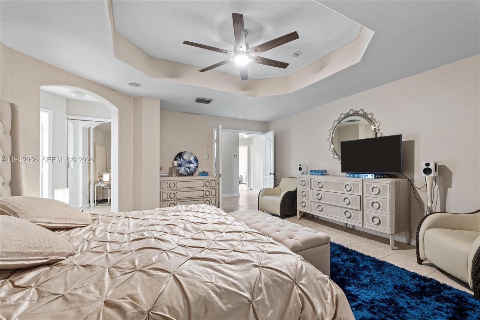 SUNSET LAKES ESTATES 1ST - Residential