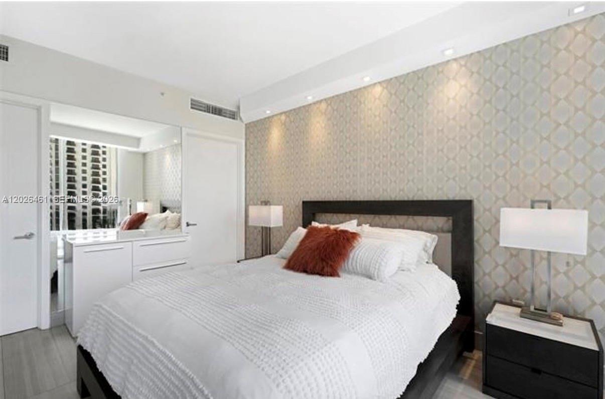 BRICKELL TEN CONDO - Residential