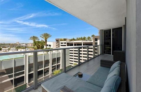 Tiny photo for 1010 SW 2nd Ave #809, Miami, FL 33130 (MLS # A12026461)