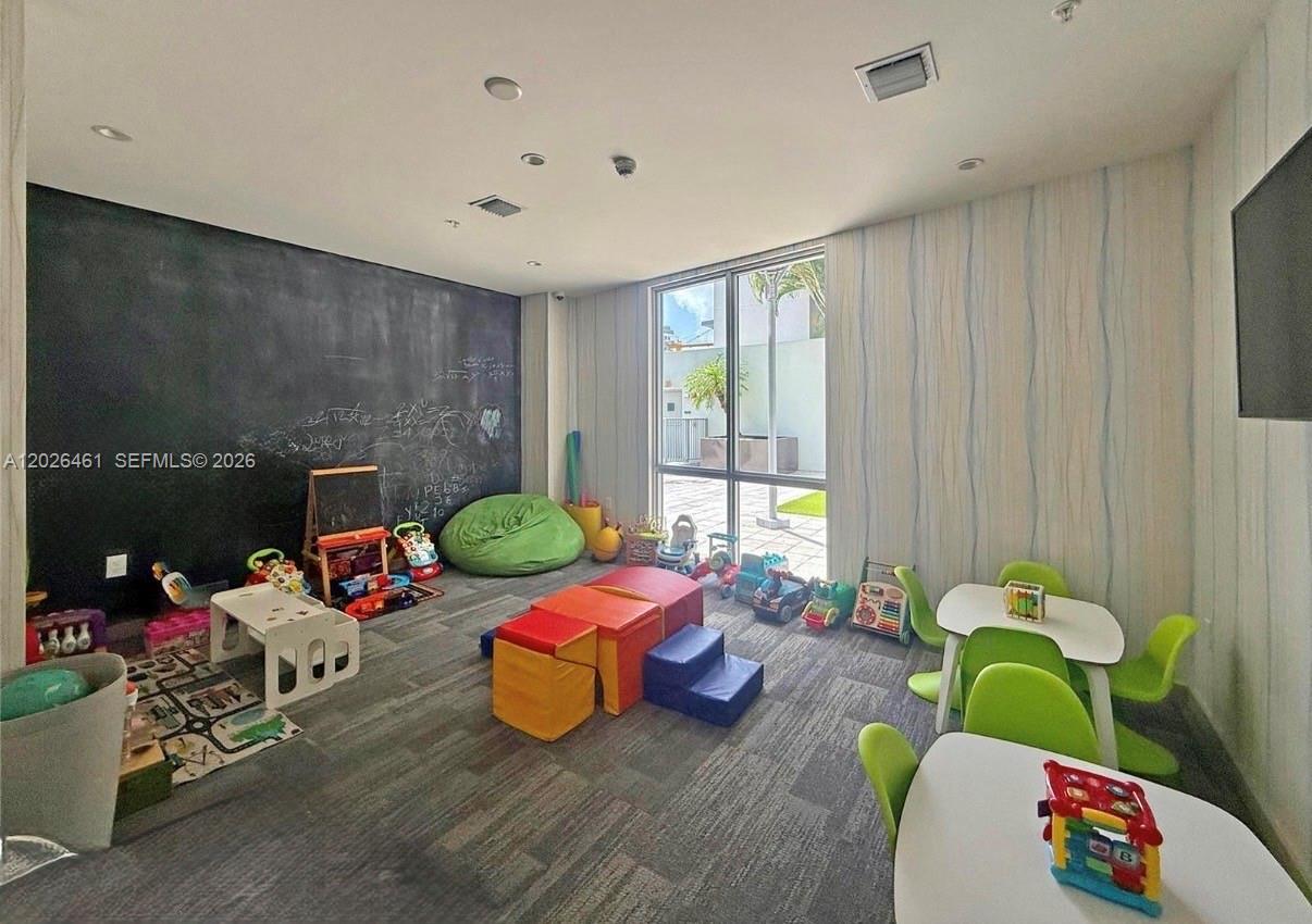 BRICKELL TEN CONDO - Residential