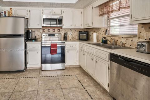 Tiny photo for 180 NE 12th Ave #18C, Hallandale Beach, FL 33009 (MLS # A12026605)