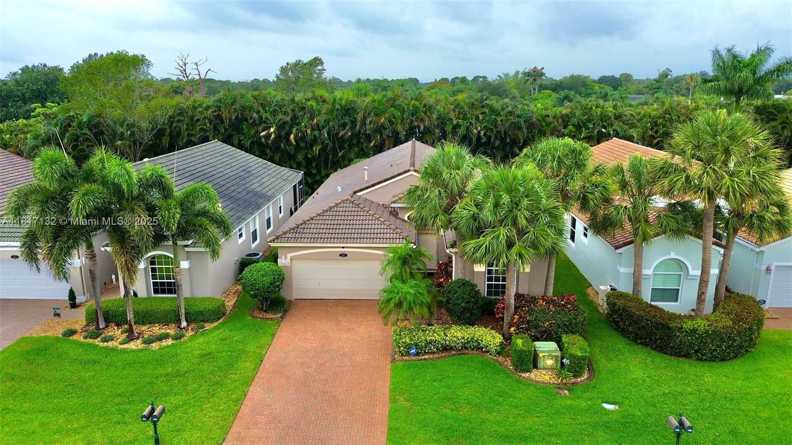 WILLOUGHBY (AKA WILLOUGHB - Residential