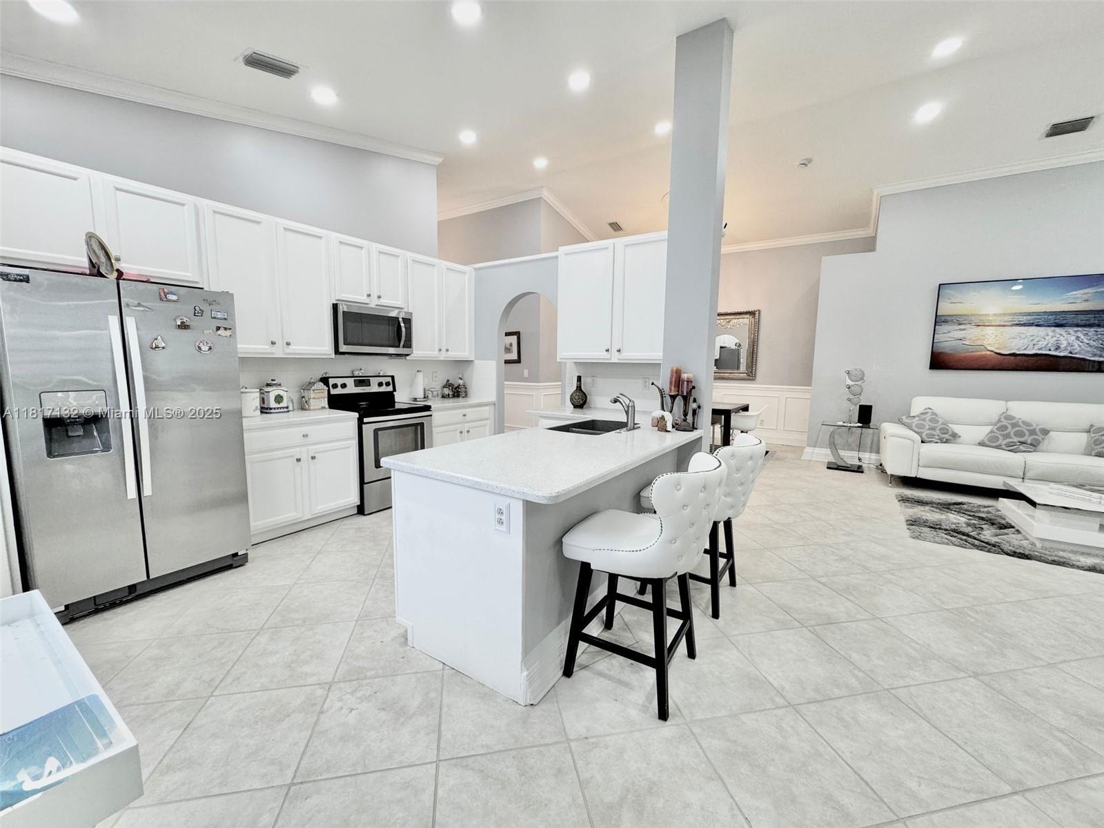 WILLOUGHBY (AKA WILLOUGHB - Residential