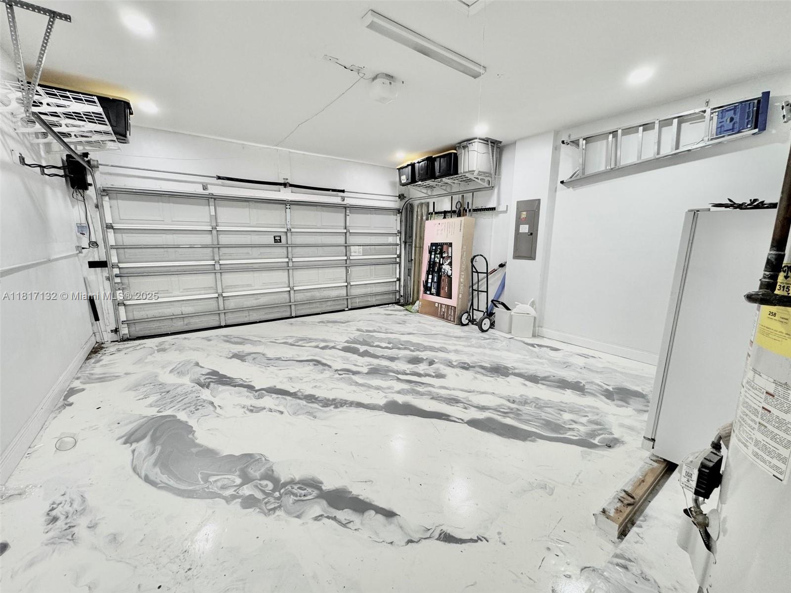 WILLOUGHBY (AKA WILLOUGHB - Residential