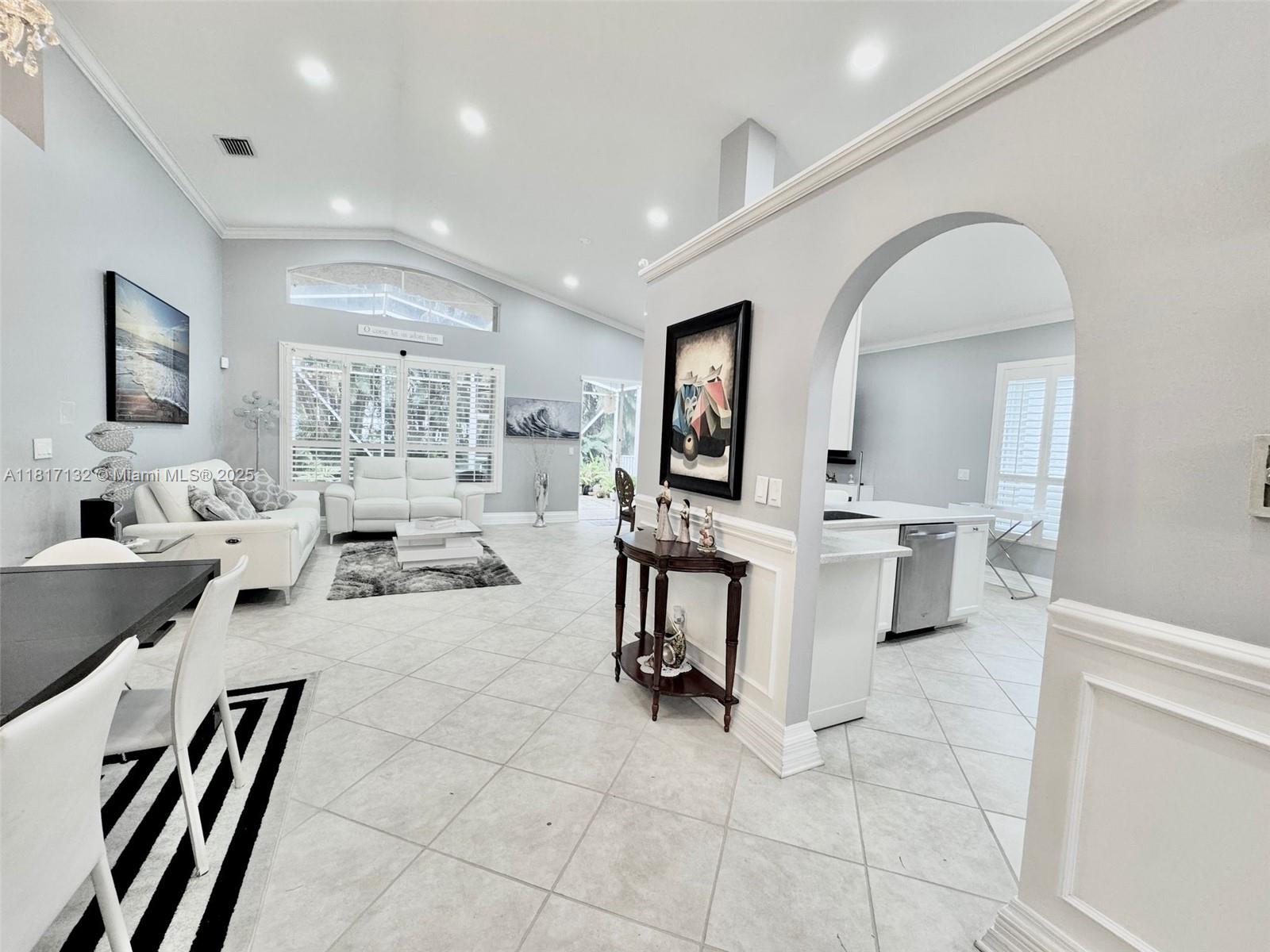 WILLOUGHBY (AKA WILLOUGHB - Residential