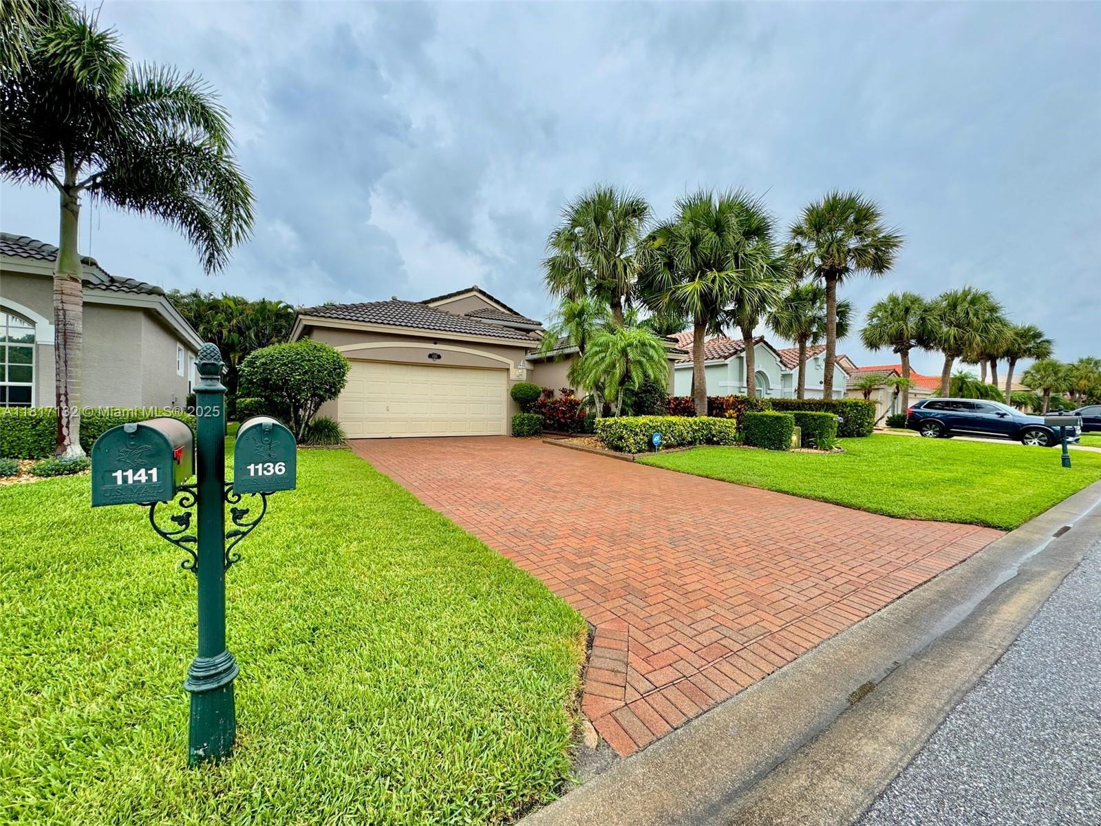 Property for Sale at 1136 Se Westminster Pl, Stuart, Martin County, Florida - Bedrooms: 3 
Bathrooms: 2  - $569,000