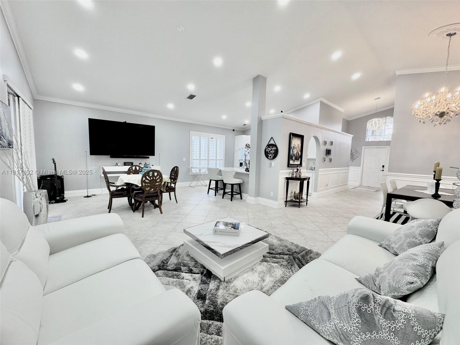 WILLOUGHBY (AKA WILLOUGHB - Residential