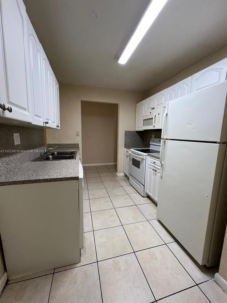 3833 NW 213th Ter