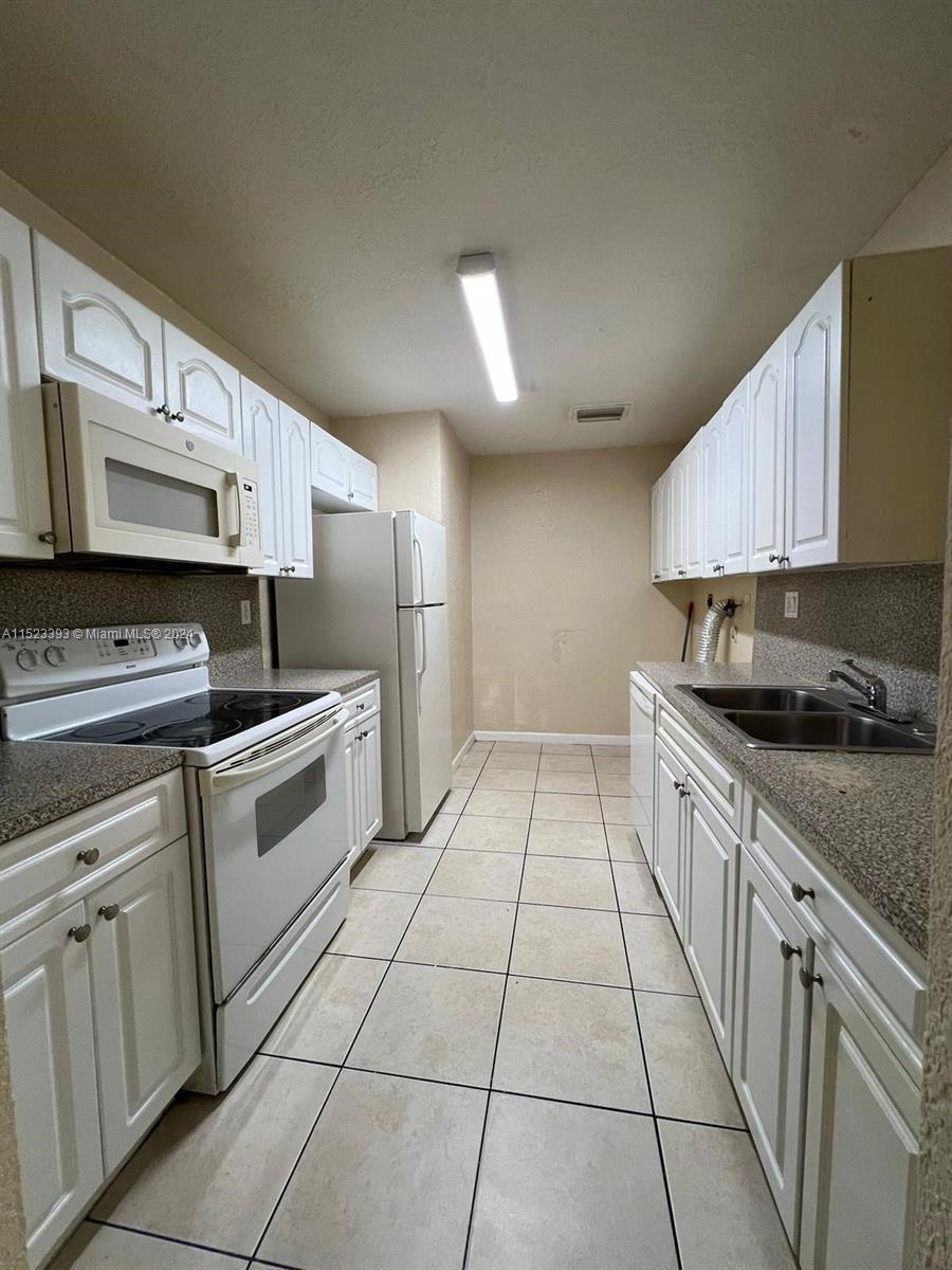 3833 NW 213th Ter
