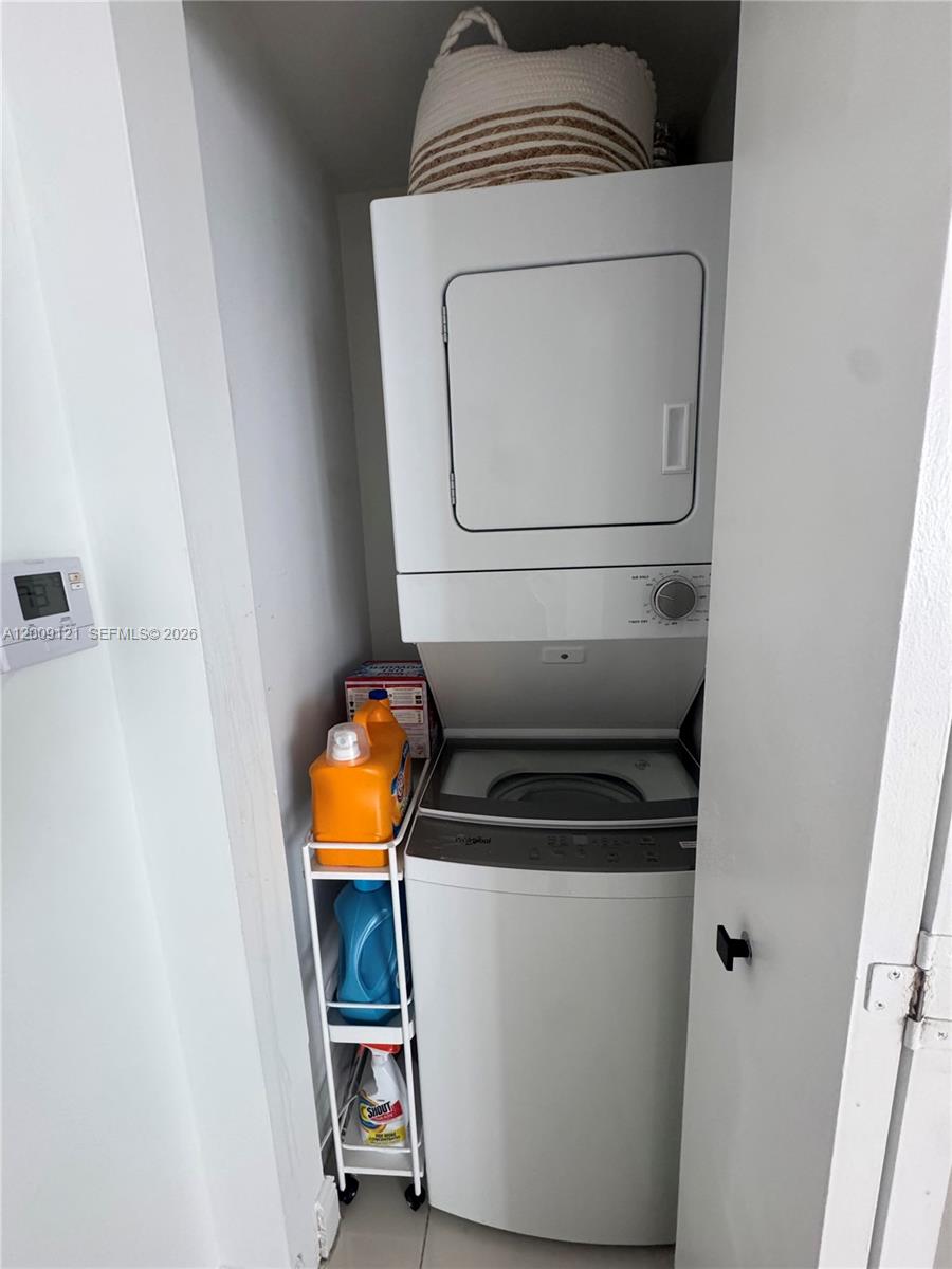 TERRAZAS RIVERPARK VILLAG - Residential