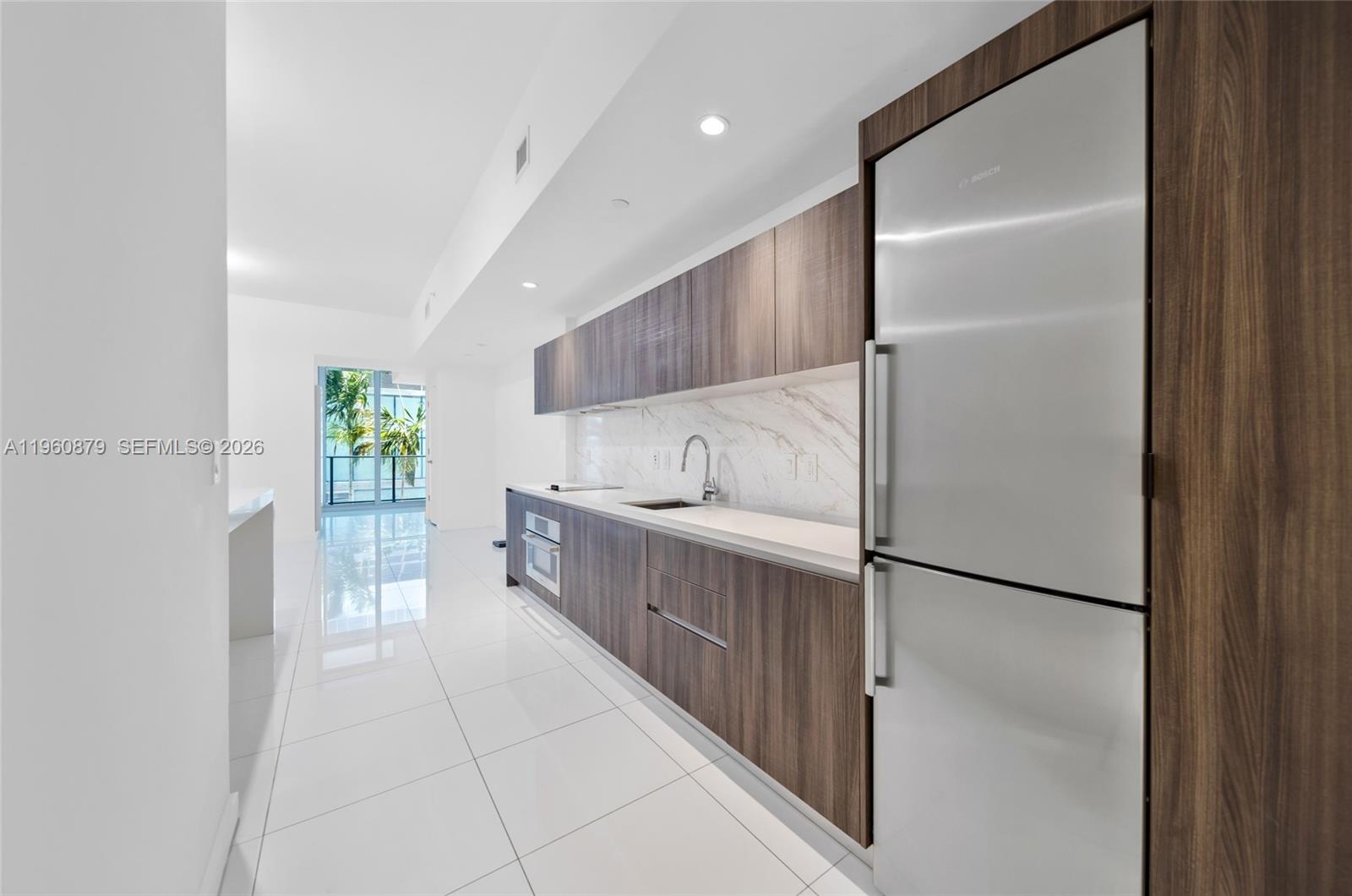 PARAMOUNT MIAMI WORLDCENT - Residential