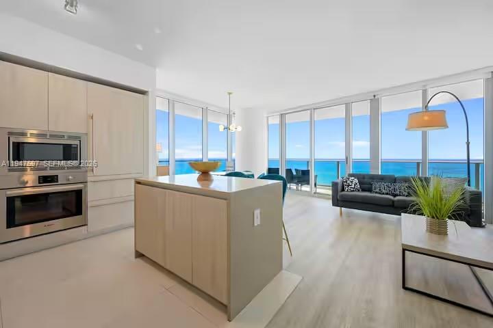 4111 SOUTH OCEAN DRIVE CO - Residential