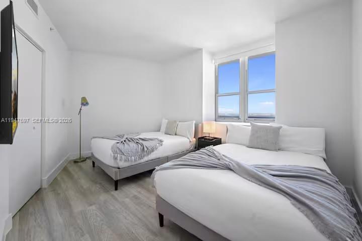 4111 SOUTH OCEAN DRIVE CO - Residential