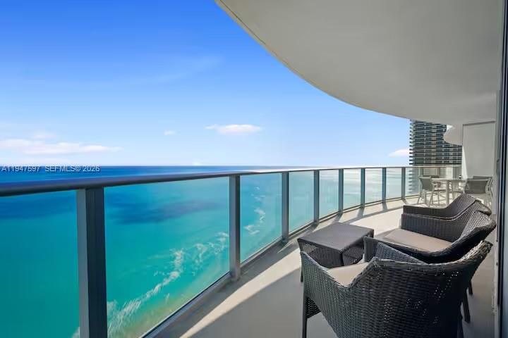 4111 SOUTH OCEAN DRIVE CO - Residential