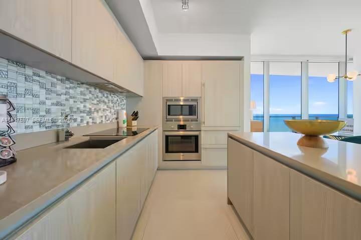 4111 SOUTH OCEAN DRIVE CO - Residential