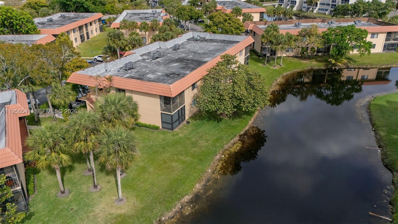 RACQUET CLUB APARTMENTS A - Residential