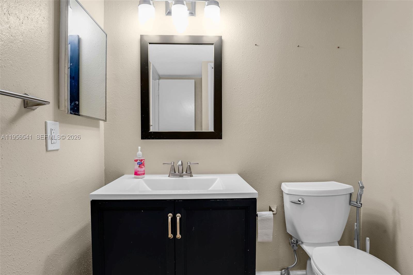 RACQUET CLUB APARTMENTS A - Residential