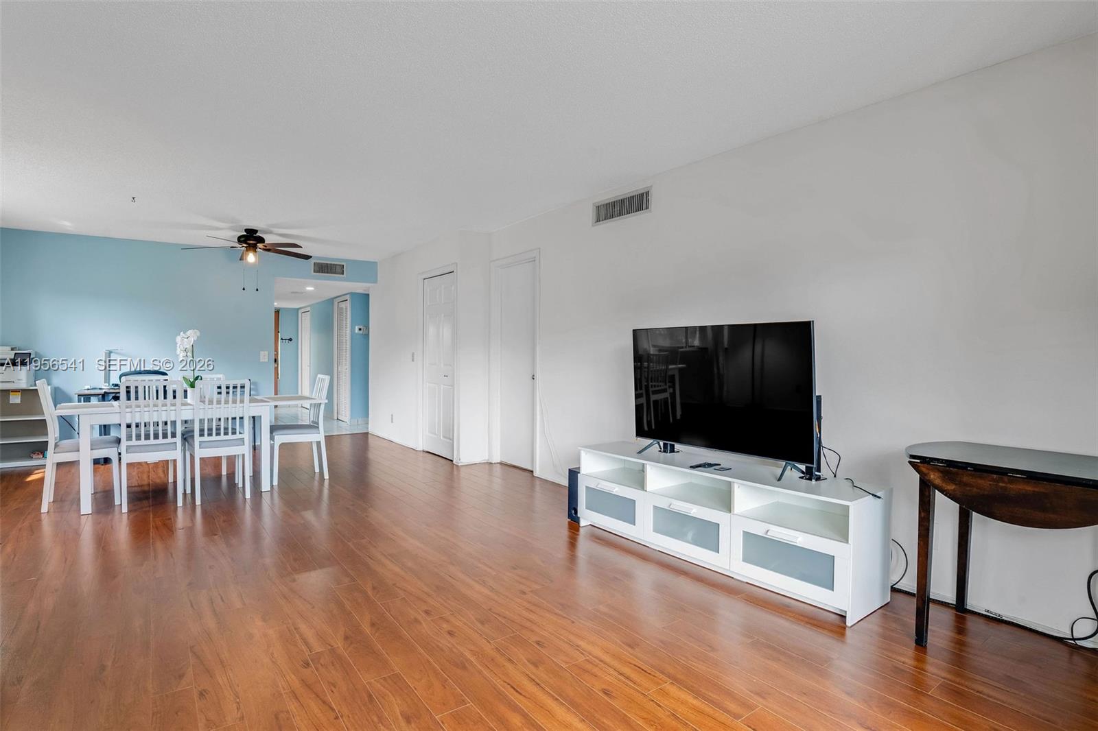 RACQUET CLUB APARTMENTS A - Residential