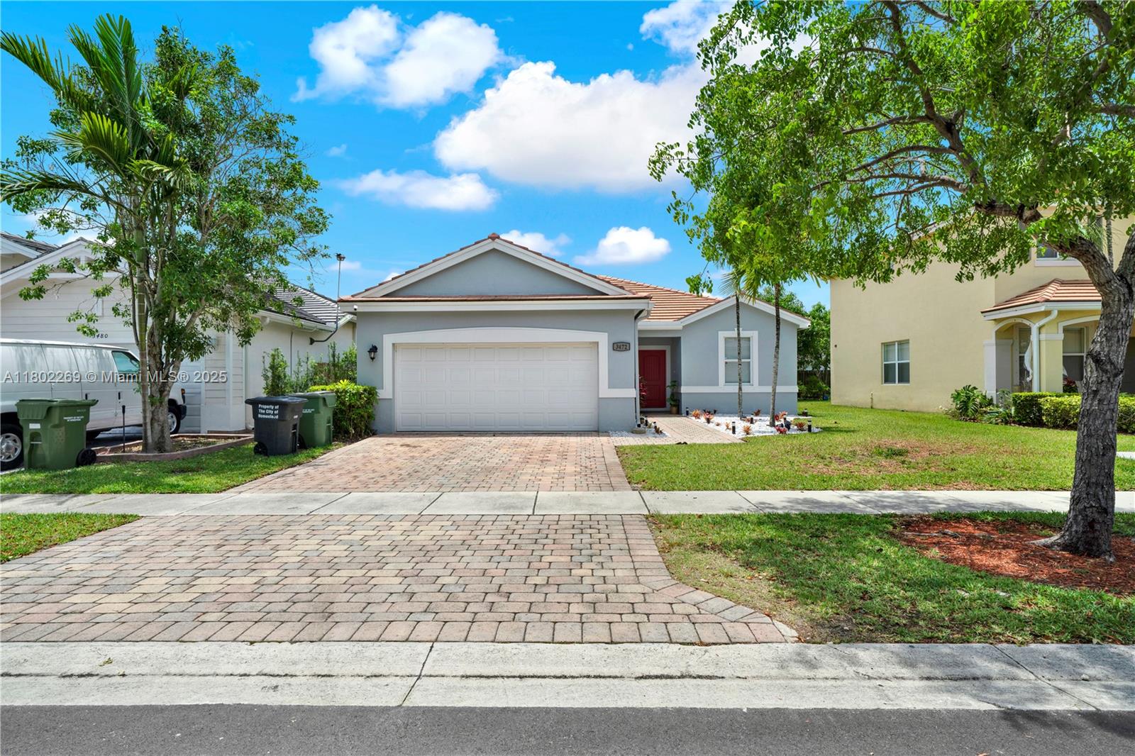 3472 Ne 2nd St, Homestead, Miami-Dade County, Florida - 3 Bedrooms  
3 Bathrooms - 