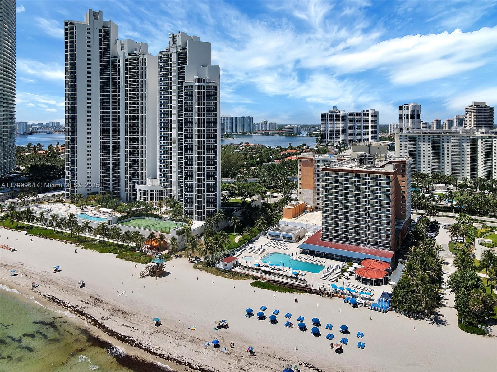 THE AVENTURA BEACH CLUB C - Residential