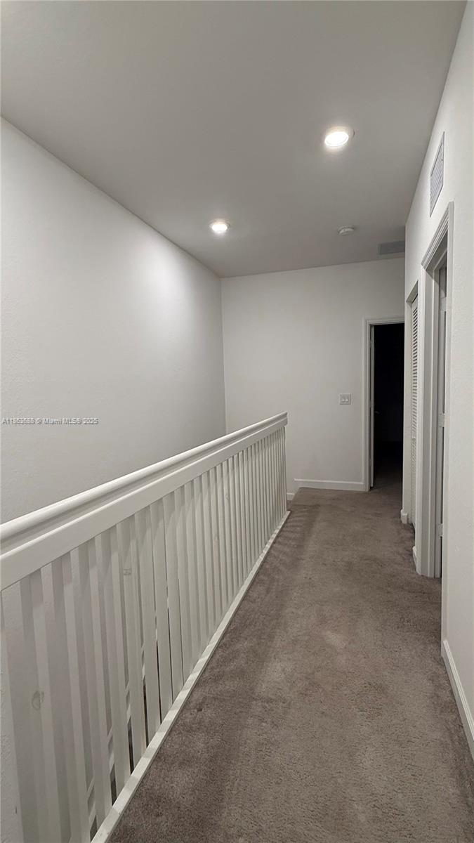 VIA VENTURA NEIGHBORHOOD - Residential Lease