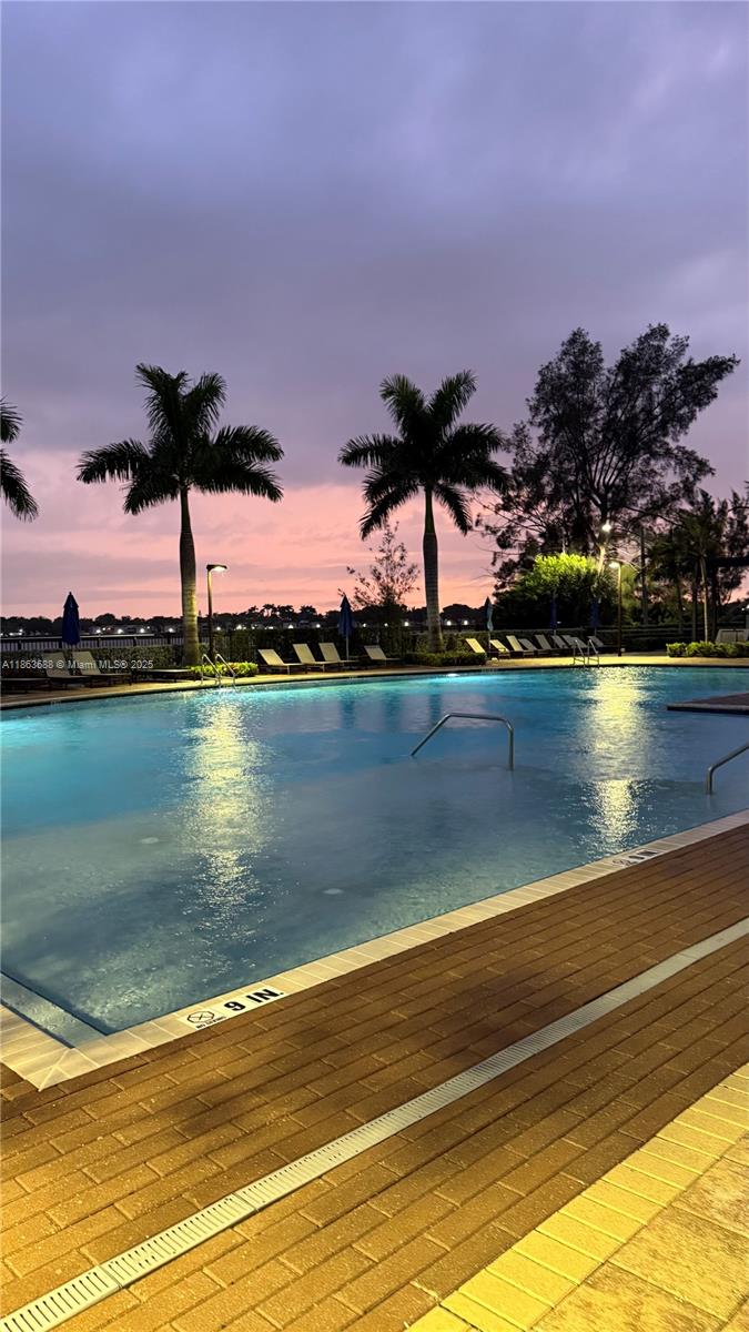 VIA VENTURA NEIGHBORHOOD - Residential Lease