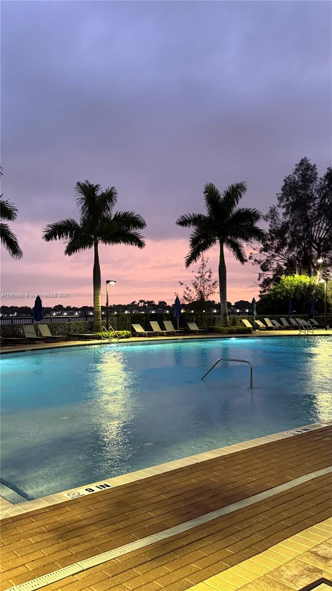 VIA VENTURA NEIGHBORHOOD - Residential Lease