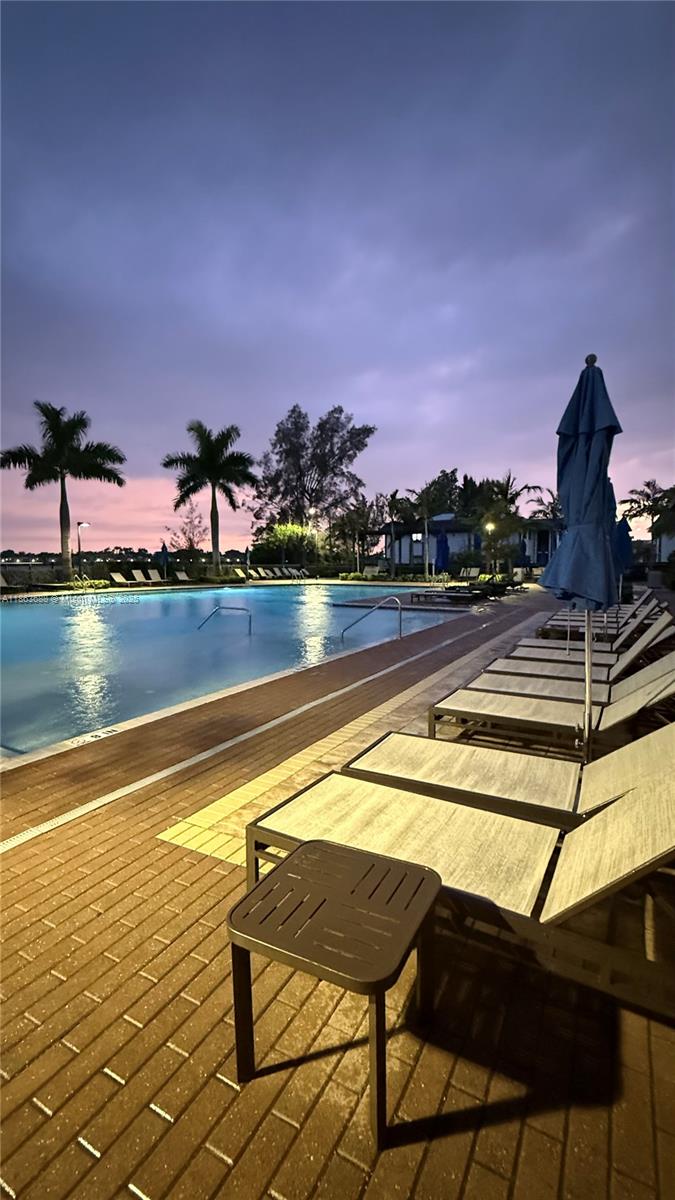 VIA VENTURA NEIGHBORHOOD - Residential Lease